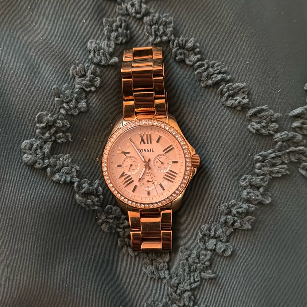 Fossil watch